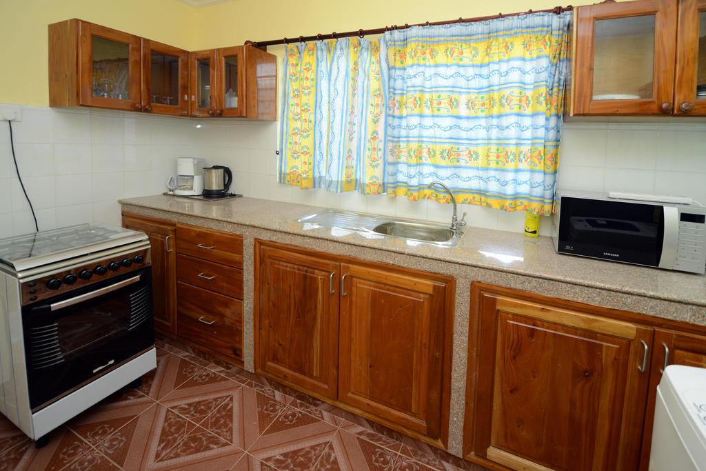 Le Relax Self Catering Apartment La Digue Pokoj fotografie